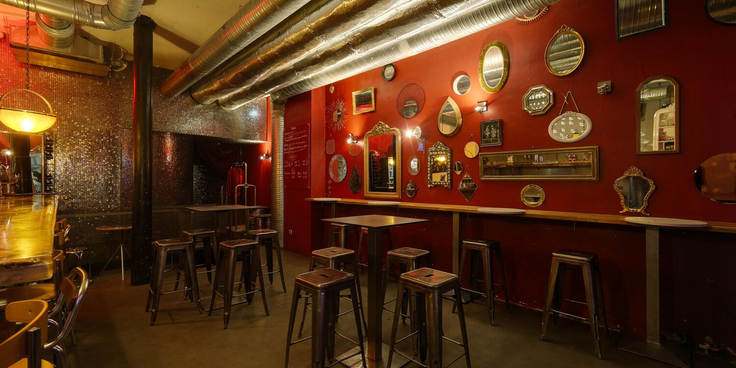 Encore Là — Paris